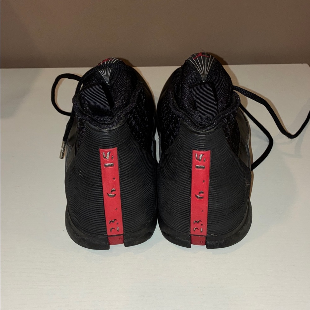 Rare Nike Air Jordan 15 Retro Stealth shoes Size 9 - Picture 9 of 12